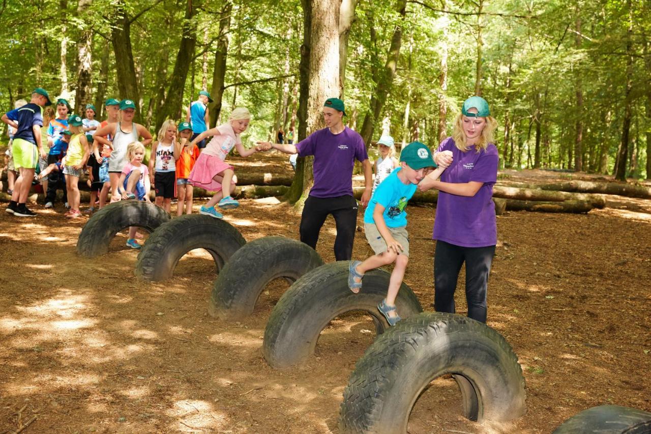 Отель Ardennen Camping Бертри Экстерьер фото